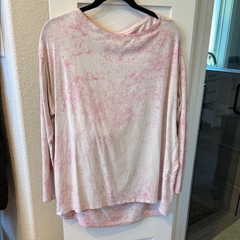 Lululemon Back in Action Top